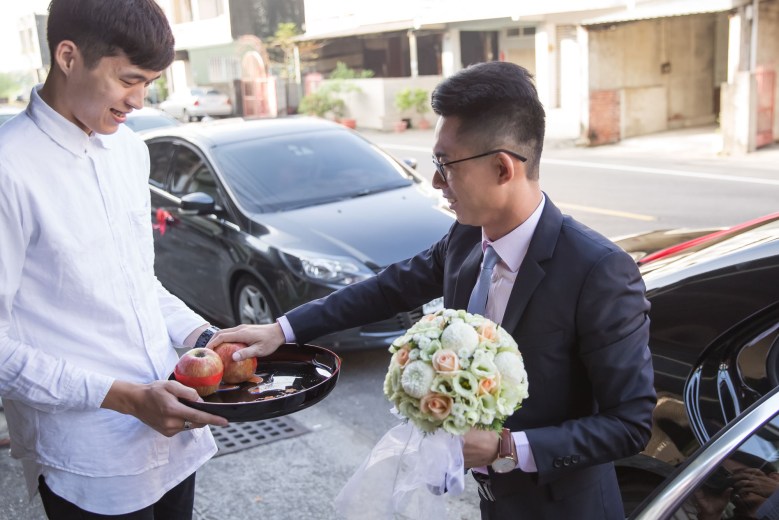 %e5%a9%9a%e7%a6%ae%e7%b4%80%e9%8c%841023-92