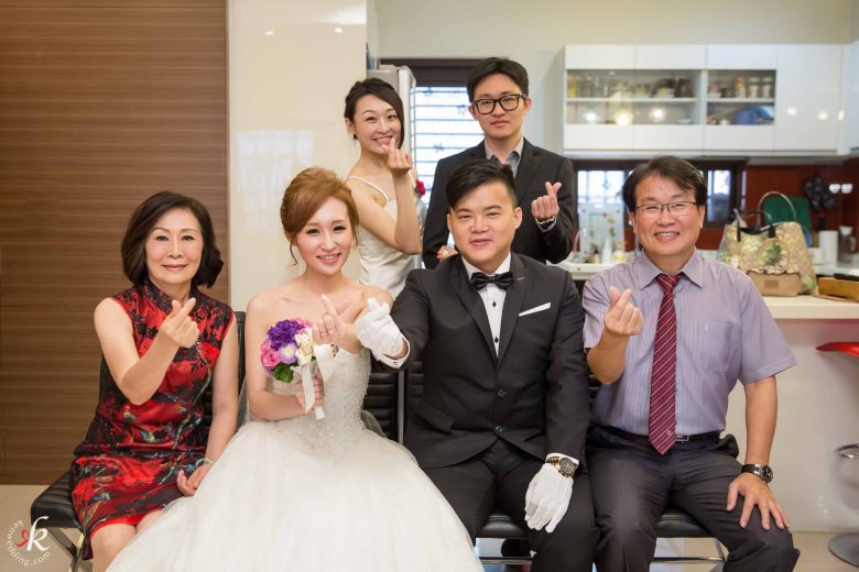 %e5%a9%9a%e7%a6%ae%e7%b4%80%e9%8c%840107-182